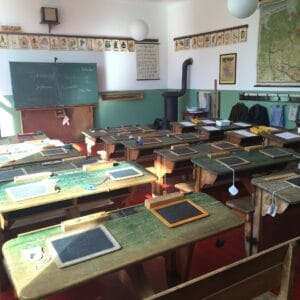 Best Old and New Courses After 10th and 12th Class Best Old and New Courses After 10th and 12th Class